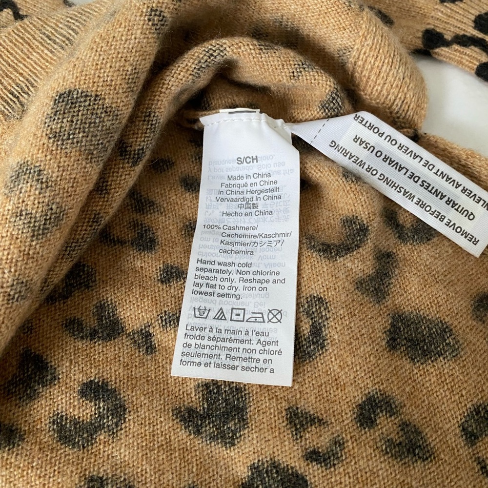 J. Crew 100% Cashmere Leopard Print Sweater in Tan and Black Size Small NWT - Picture 3 of 7